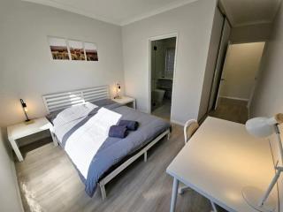 Executive Queen Room 4 Walk to Curtin University - 0
