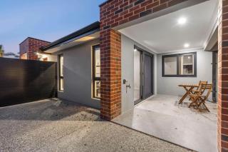 Executive Queen Room 4 Walk to Curtin University - 6