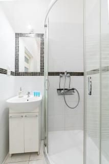 Różana City Center Studio by BookingHost - 6