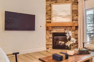 5569 Bear Hollow Hideaway! condo - 2