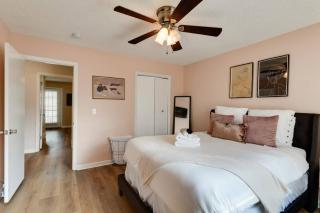 Prime Location With Balcony Near Broadway and Top Golf - 5
