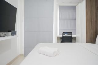 Homey and Comfortable Studio at Serpong Garden Apartment By Travelio - 6