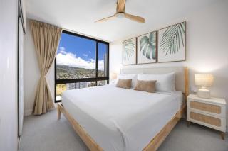 Waikiki Sunset 31st-fl with great views, pool & parking - 8