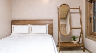 Namhae Yanghwa Seaside Pension - 3