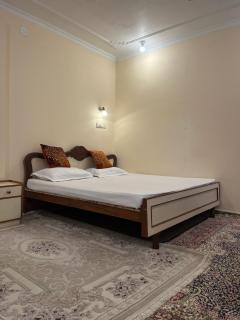 p&q's guest house - 4