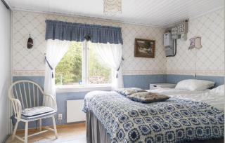 3 Bedroom Beautiful Home In Ljungbyhed - 2