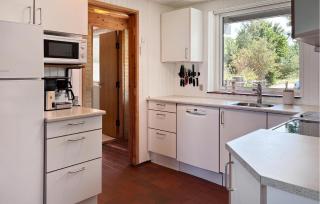 3 Bedroom Cozy Home In Fur - 5