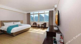 Cheerful Hotel - 4