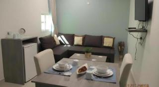 Sovereign Hotel - Marriage Certificate Required - 1