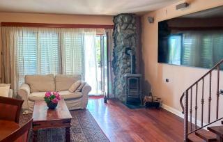 Stunning Home In Banovina - 8