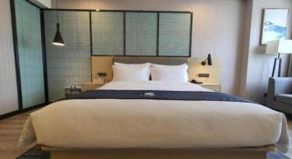 Echarm Hotel Yingshang High-speed Railway Station Wuzhou Wanhui Plaza - 3