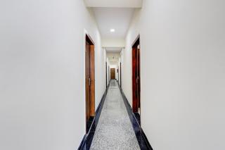 Super Collection O Sadar Bazar Gurgaon - 5