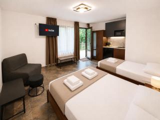 Lipite Sea View Holiday Homes - 6