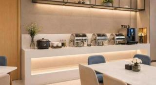 IU Hotels· Wuhan Jianghan Road Metro Station - 9