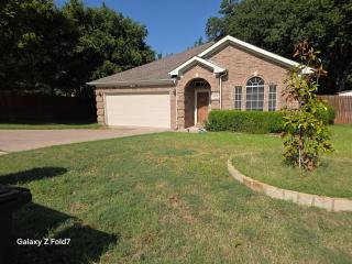 Weatherford Heritage House Classic Texas charm - 4
