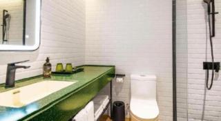 City Comfort Premier Hotel Wuhan Wangjiawan Hanyang Bus Station Metro Station - Wuhan - 2
