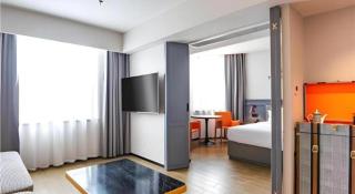 City Comfort Premier Hotel Wuhan Wangjiawan Hanyang Bus Station Metro Station - Wuhan - 1