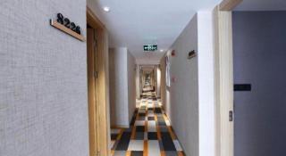 Shell Hotel Shanghai Normal University Hongcao Road Metro Station Guiping Road - 1
