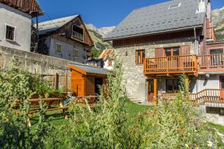 Chalet Lucette - bijoux style 200m from the piste - 4