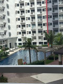 Guest Bedroom Available in a Condo in Sucat - 3