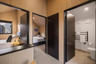 Cosy Peak Retreat with Remarkable Mountain View - 3