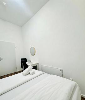 Spacious 5BR Living Near Atzgersdorf Station - 3