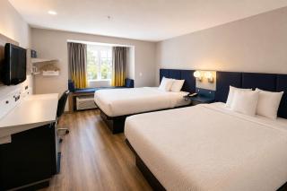 Microtel Inn & Suites by Wyndham Macon - 2