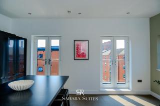 Spacious Ensuite Apartment - Sleeps 12 - Derby City Centre - Parking - 3