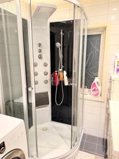 Aurora dreams Apartment with free parking - 6