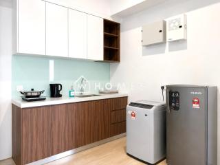 2BR Revo 1 Min to Pavilion2 Skypool L26 - 5