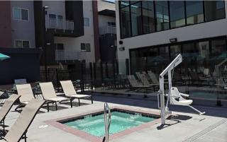 Luxury Resort 1BR Apt 104 Pool Hot Tub Gym Wifi - 1