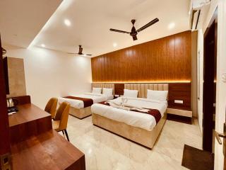 Raghuwar Palace - 0