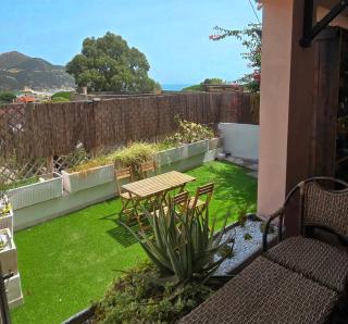 Lentiscu Garden Terrace Holiday Home Solanas - 2