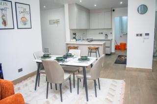 Riverside Square Diplomatic Haven - 3br plus SQ - 4