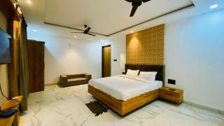 Hotel Awadh - 6