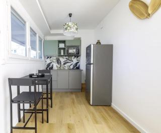 Chambre moderne, stylée et confortable en centre ville - 1