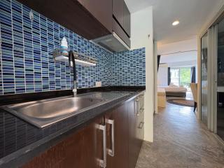 Modern Pool View Studio at Replay Samui - 8