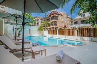 Westkey Patong Hotel - 9