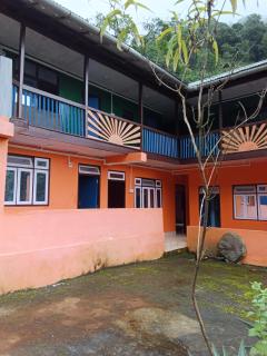 Whispering Himalayas home stay come resort - 0