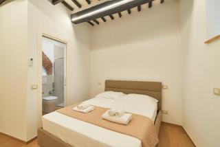 Elce di Sotto - Quiet & Modern 2-Bedroom Downtown Retreat - 8