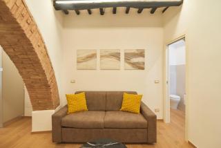 Elce di Sotto - Quiet & Modern 2-Bedroom Downtown Retreat - 7