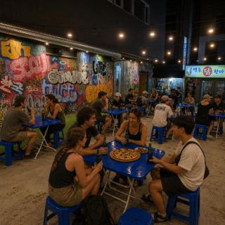Bluedot Poshtel - 6