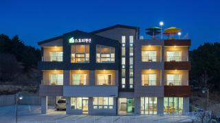 Janghohang J Story Spa Pension - 3