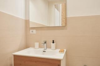 Garibaldi - Prime Location 1-Bedroom near Università per Stranieri - 4