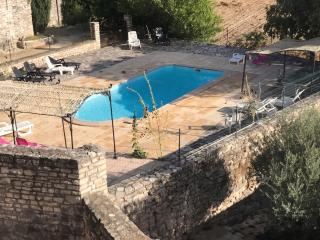 Maison accueillante à Orgnac-l'Aven avec piscine partagée - 0