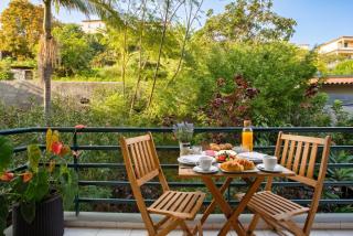 Charming Apartment in Funchal with Balcony and View - 0