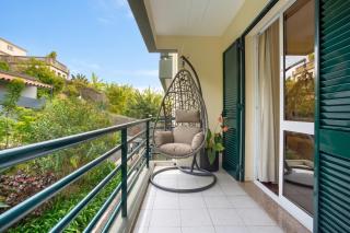 Charming Apartment in Funchal with Balcony and View - 1