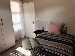 Modern 3-Bedroom Executive Retreat - 1