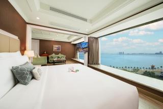 Grand Bay Hotel Zhuhai - 6