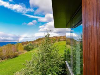 Villa Hrafnabjörg near Akureyri - by Nollur - 2